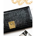 Lakierowany, czarny portfel damski ze skóry naturalnej z systemem RFID - Rovicky