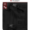 Czarny plecak militarny zawieszony na regulowanych szelkach, trzykomorowy - Peterson