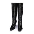 Damskie kozaki z lakierowanej skóry croco na szpilce czarne 95-D-507-1