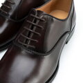 Męskie półbuty skórzane z dekoracyjnym przeszyciem ciemny brąz 100-M-708-4