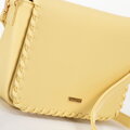 Dámska crossbody so prešívanou chlopňou žltá 100-4Y-235-Y