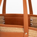 Damski koszyk z plecionej słomy papierowej beżowo - brązowy 100-4Y-904-95