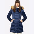 Damska kurtka puchowa z asymetrycznym zapięciem granatowa 95-9D-403-N