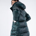 Damski płaszcz puchowy z nylonu z kapturem zielony 97-9D-405-Z