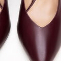 Damskie czółenka ze skóry z wycięciem na słupku bordowe BD-B-807-D3
