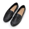 Damskie mokasyny ze skóry z rzemykiem czarne 100-D-503-1