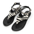 Skórzane sandały typu japonki w zwierzęcy wzór czarno - beżowe 100-D-700-1
