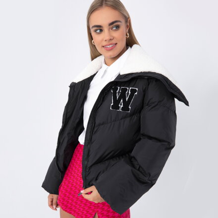 Damska kurtka oversize z kołnierzem podszytym sztucznym barankiem czarna 97-9D-901-1