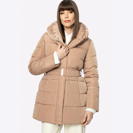 Damska kurtka puchowa z paskiem i wysokim kołnierzem złota 97-9D-400-G