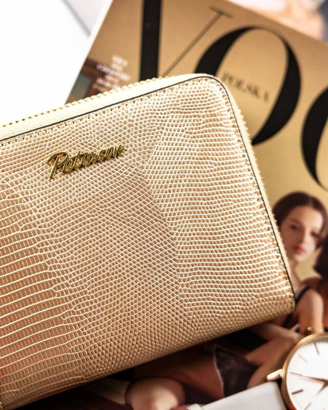 Dámska peňaženka — Peterson