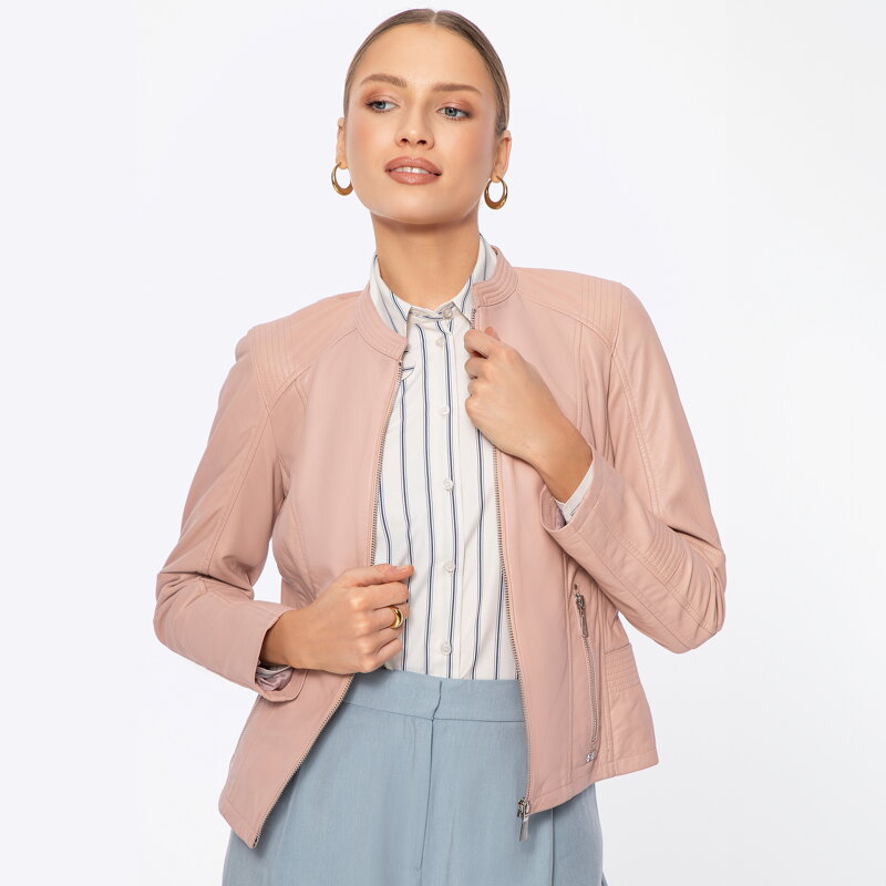 Damska kurtka ze skóry owczej z przeszyciami różowa 100-09-901-P