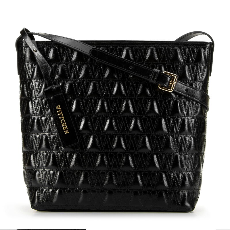 Damska torebka skórzana typu worek z przeszyciami czarna 99-4E-634-1