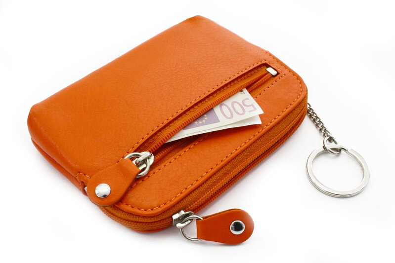 Väčšia oranžová kožená dvojzipsová kľúčenka 619-8104-84